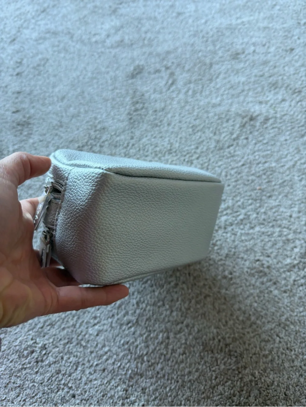 NWT La prairie Double-Zip Cosmetic Pouch, Gray